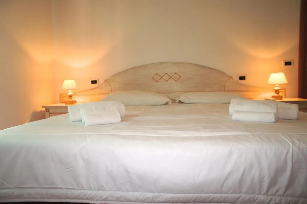 Appartamenti In Residence Villa Santa Maria San Vincenzo 0*,  Italy